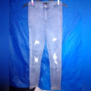 PrettyLittleThing:Denim Mom Jeans